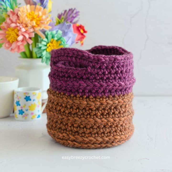 Two toned crochet basket.