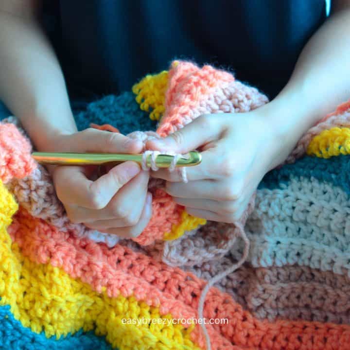 How to crochet for beginners.